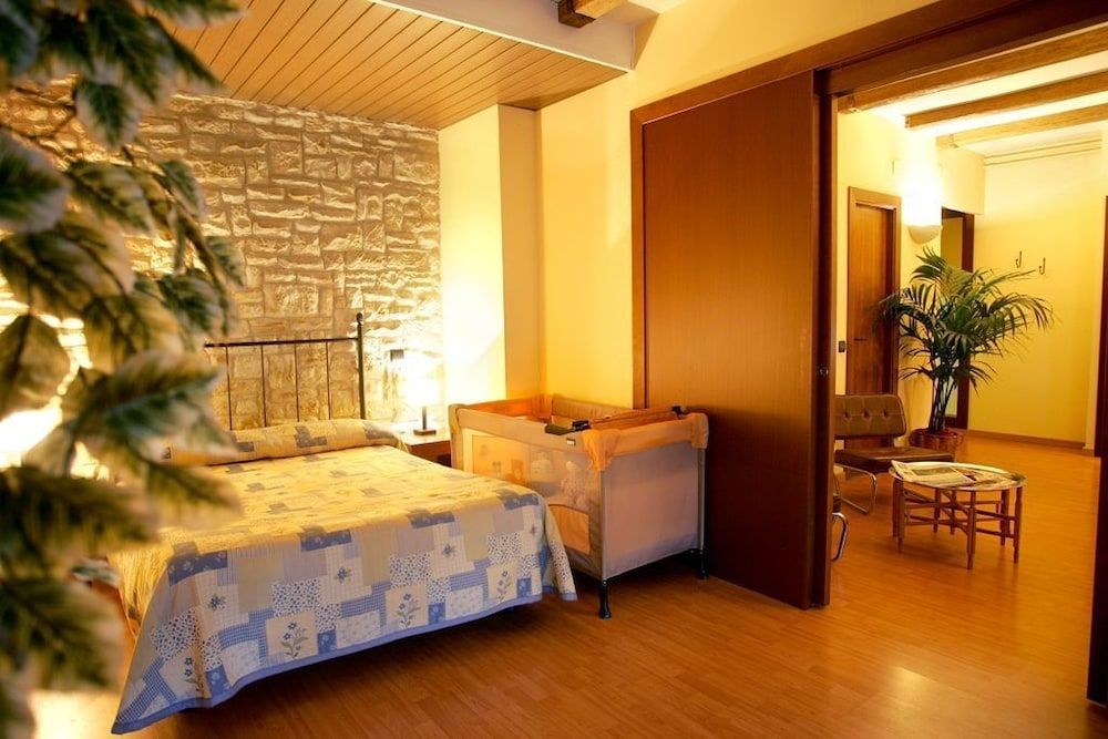 Hostal del Senglar 2