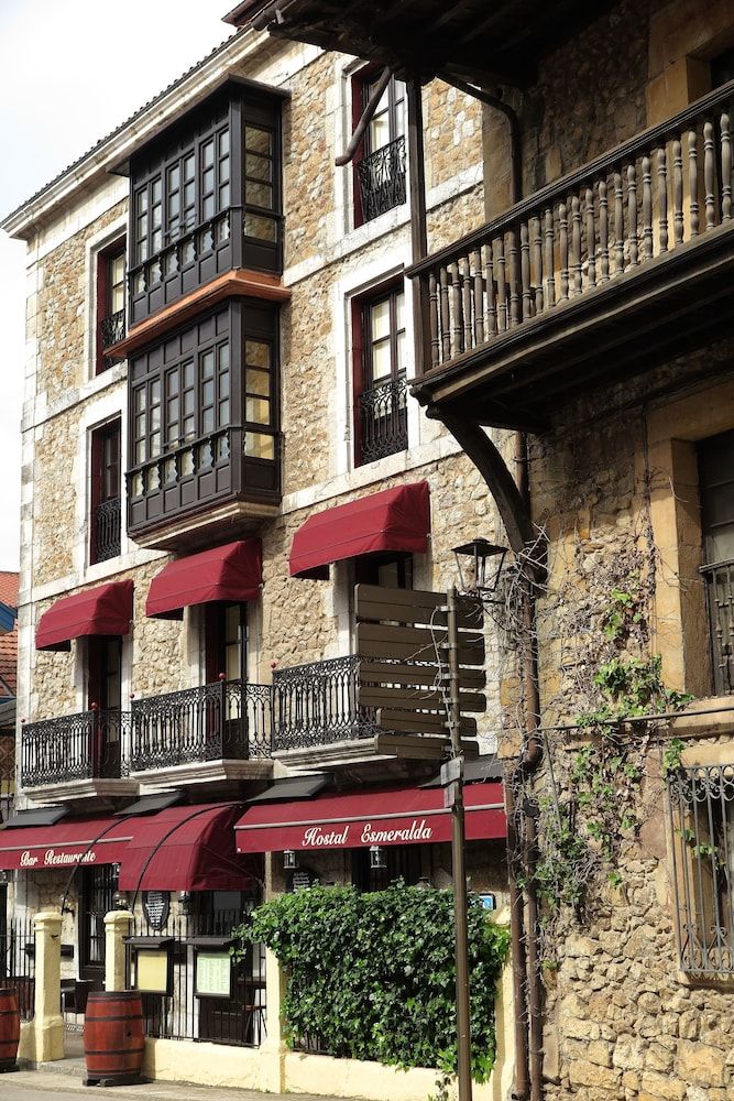 Hostal Esmeralda -1 estrelas em Comillas