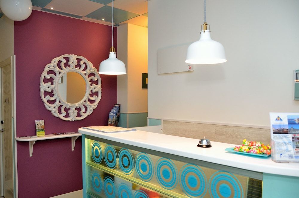 Hostal Far Home Plaza Mayor 3