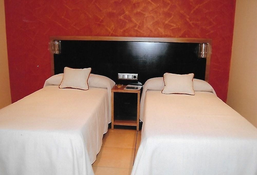 Hostal Fuente de la Magdalena 2 Hostal Fuente de la Magdalena 2