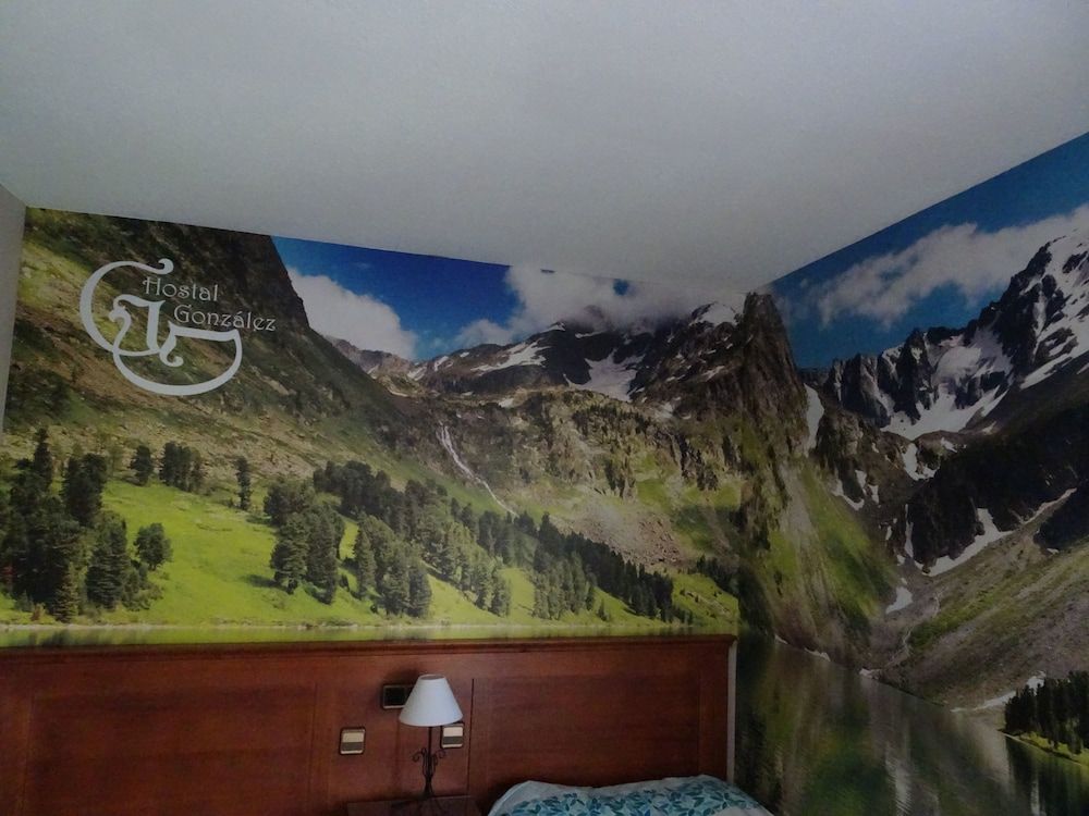 Hostal Gonzalez 3 Hostal Gonzalez 3