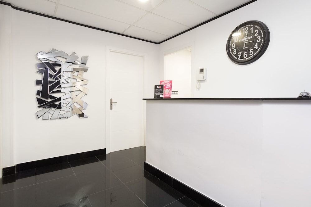 Hostal Gran Via 63 Rooms 2 Hostal Gran Via 63 Rooms 2