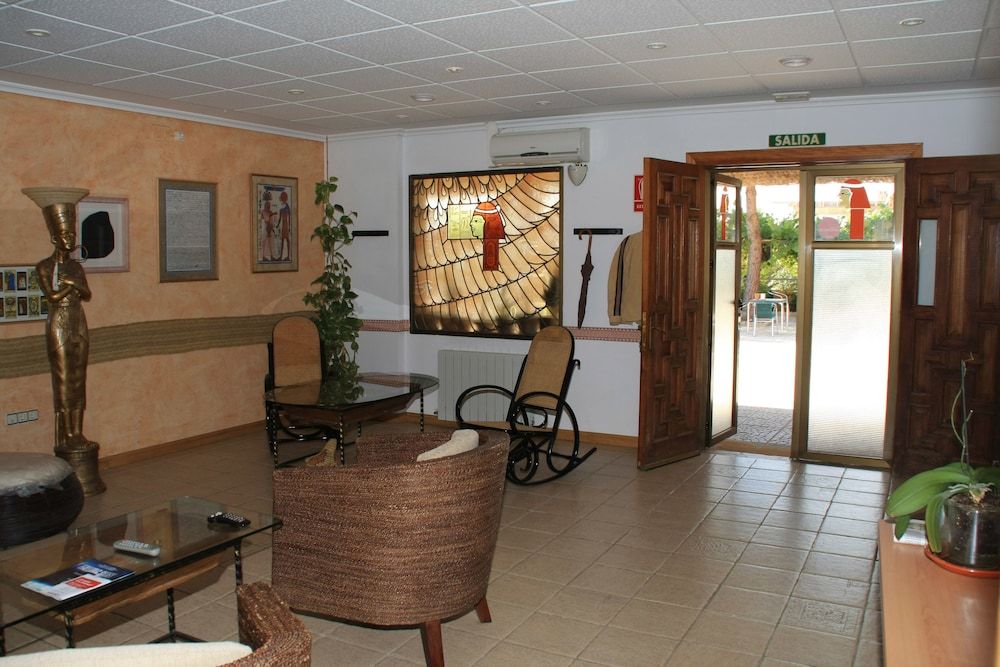 Hostal Isis 2 Hostal Isis 2