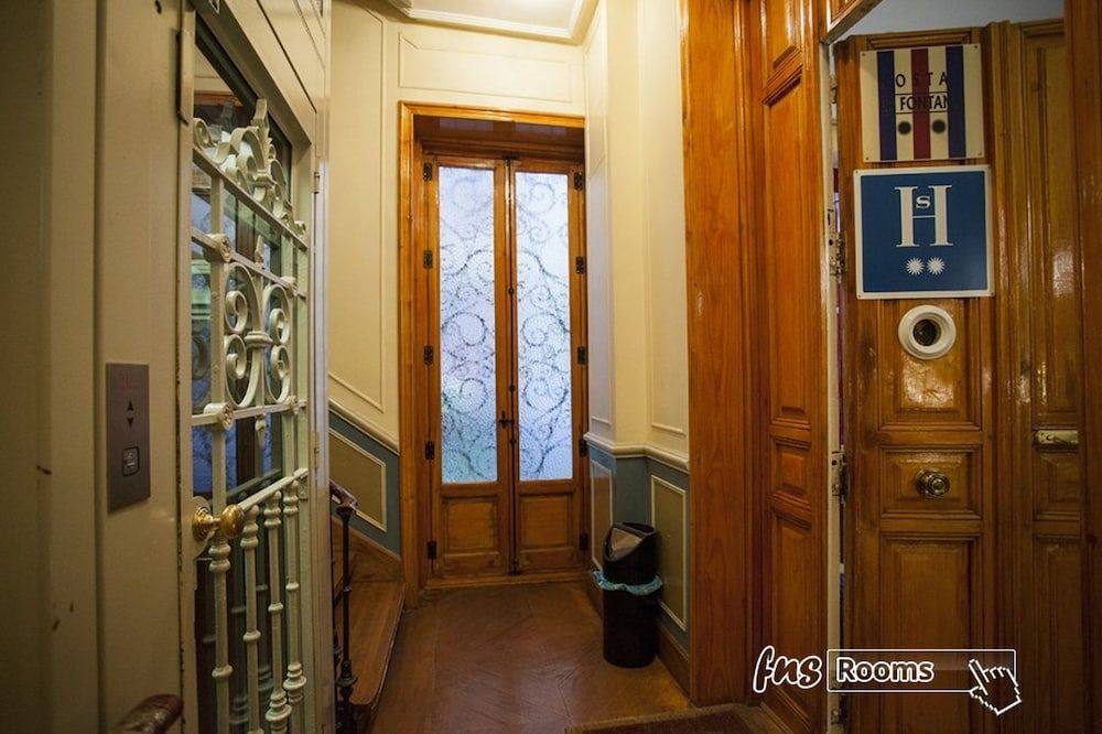 Hostal La Fontana 3