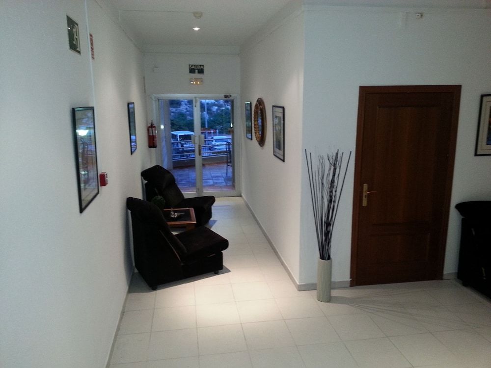 Hostal La Torre 3 Hostal La Torre 3