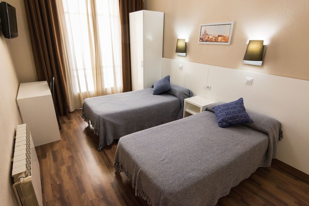 Hostal Lesseps 1 Hostal Lesseps 1