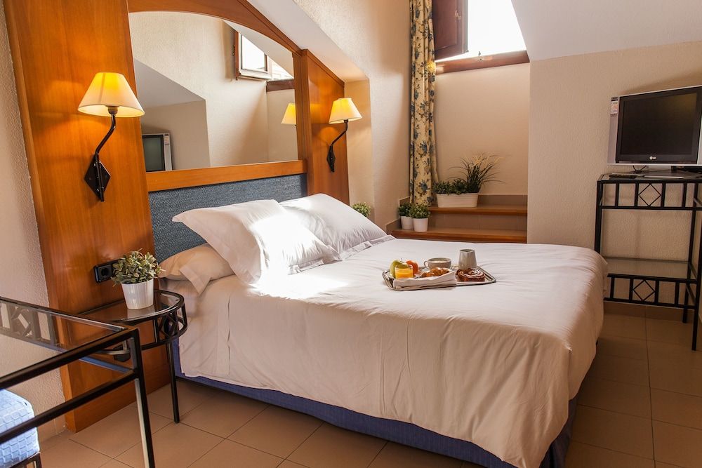 Hostal Miguel De Cervantes 2 Hostal Miguel De Cervantes 2