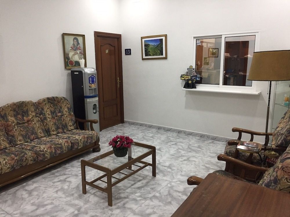 Hostal Palacios Fuencarral 2 Hostal Palacios Fuencarral 2