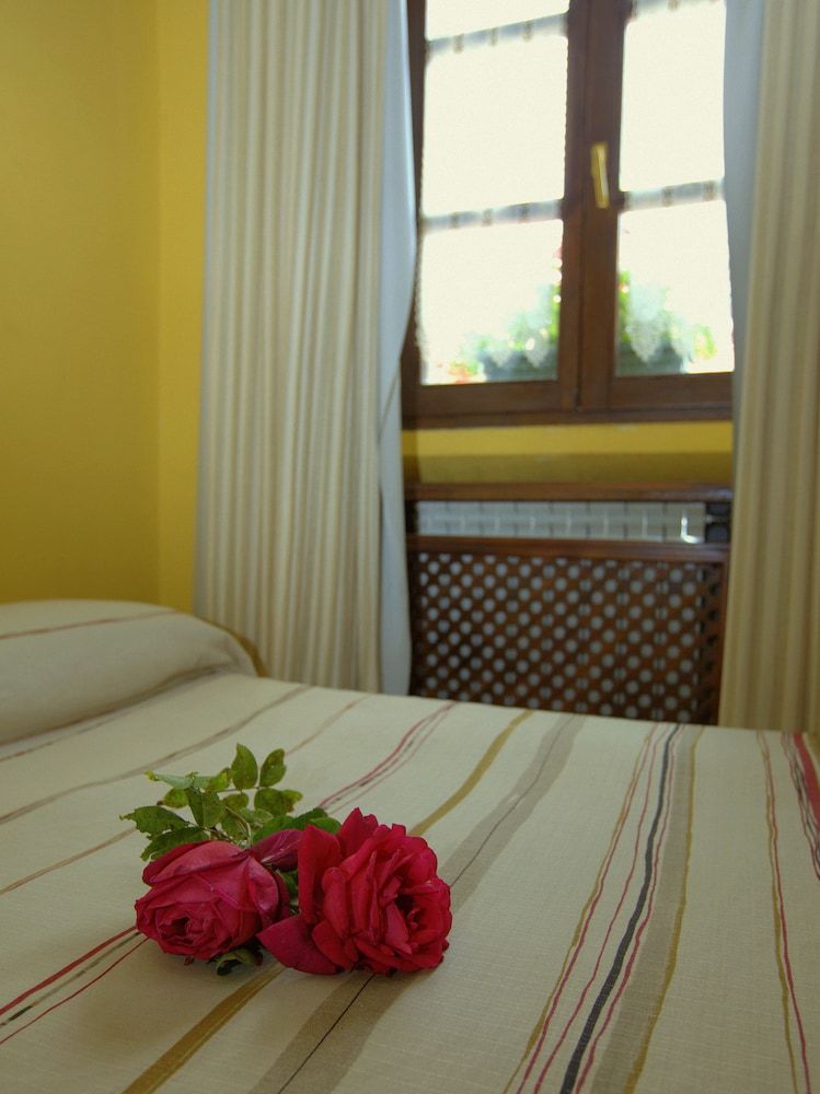 Hostal Rural Elosta 3 Hostal Rural Elosta 3