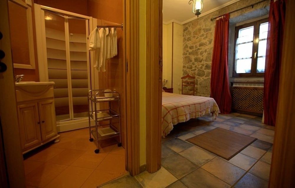 Hostal Rural Elosta 2 Hostal Rural Elosta 2