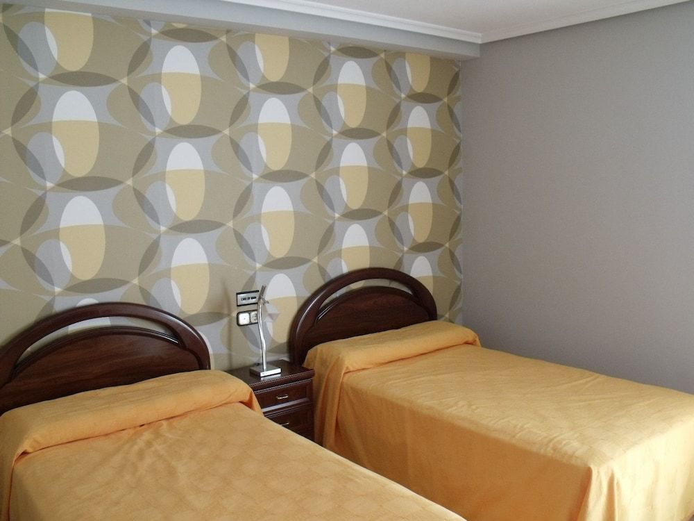 Hostal Salones Victoria 3