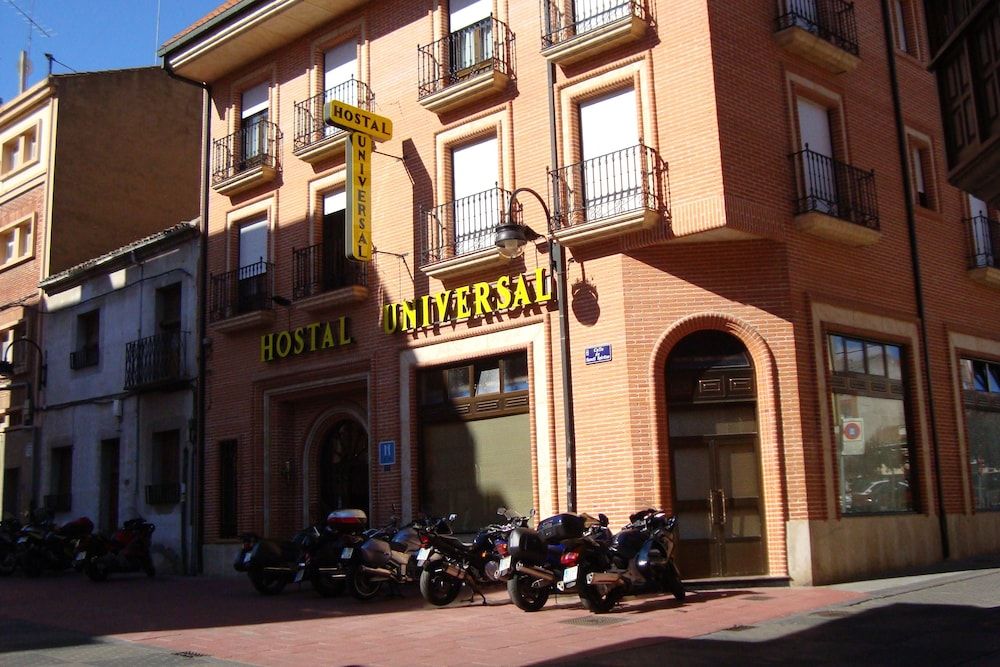 Hostal Universal 2 estrelas em Benavente