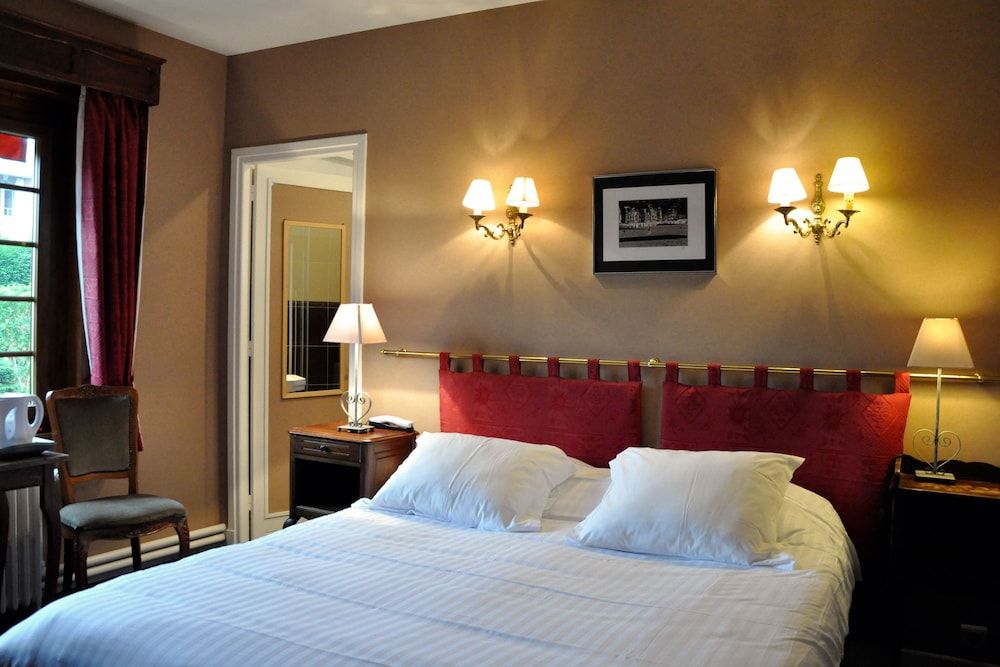 Hostellerie De La Vieille Ferme 2