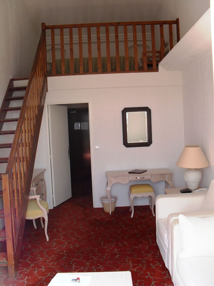 Hostellerie La Baou 3