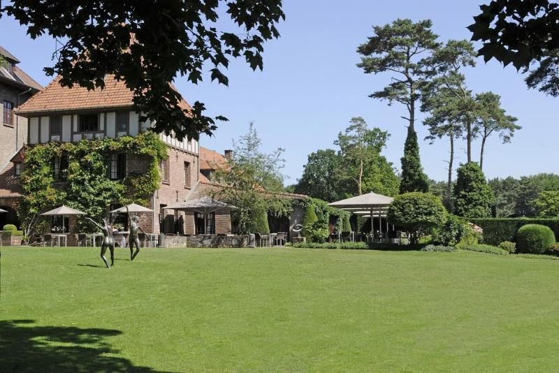 Hostellerie La Butte Aux Bois 2