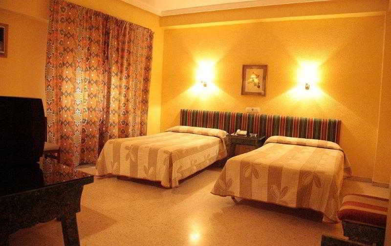 Hotel Alameda 3 Hotel Alameda 3