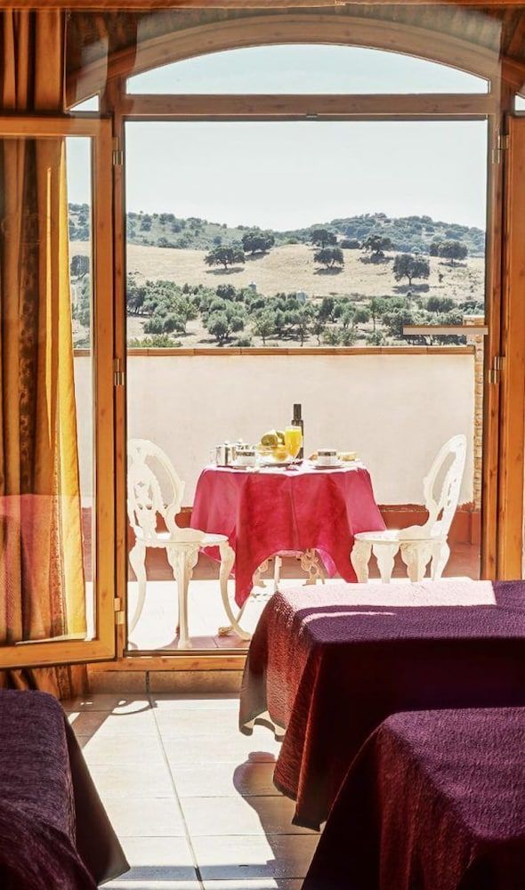 Hotel Alfonso VIII 3 Hotel Alfonso VIII 3