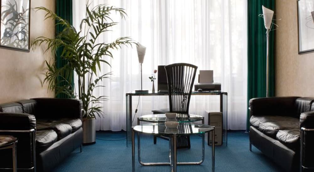 Hotel Alt Tempelhof 1 Hotel Alt Tempelhof 1