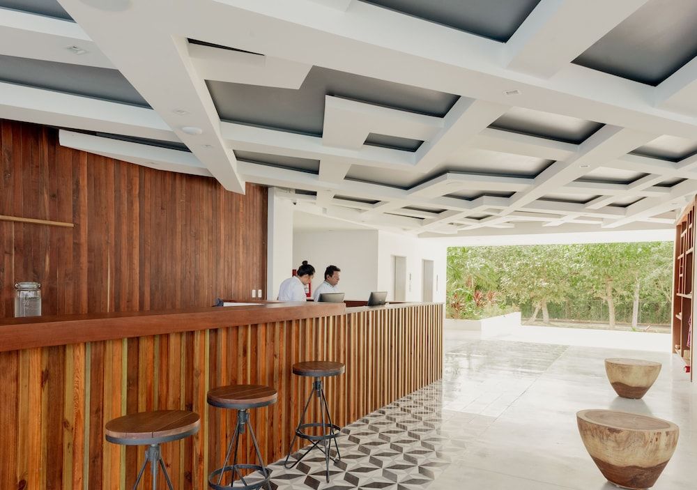 Hotel B Unique 2 Hotel B Unique 2