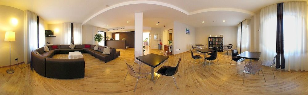 Hotel Bacco 2 estrelas em Pietra Ligure