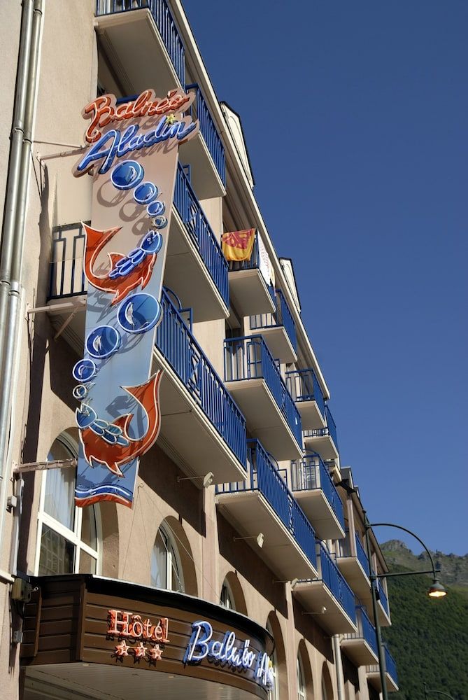 Garden City Cauterets Balneo 3 estrelas em Cauterets