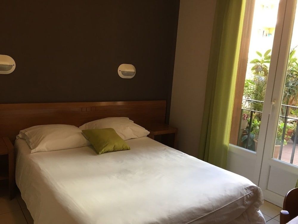 Hotel Bonaparte 3 estrellas en Bastia