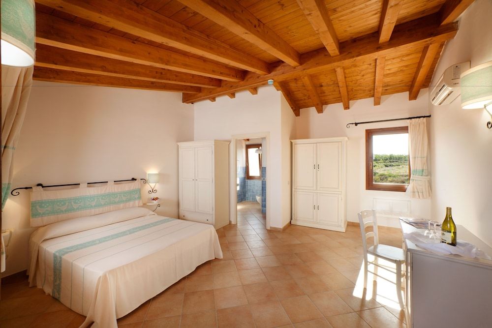 Residence Baia Dei Mirti 3