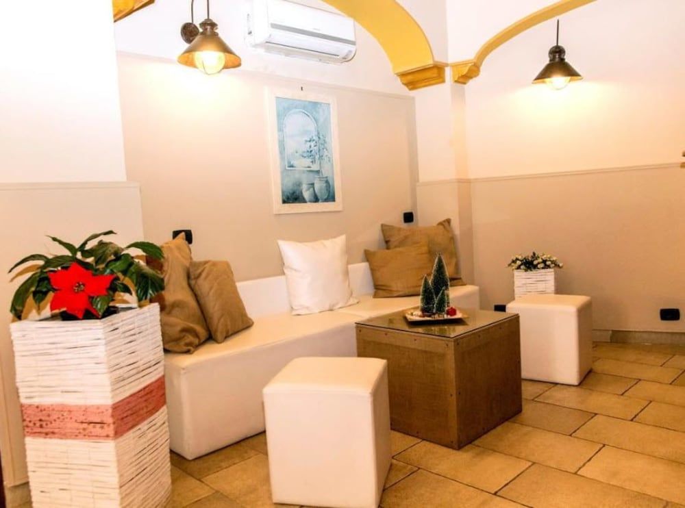 Hotel Capomulini Dimora Storica 2