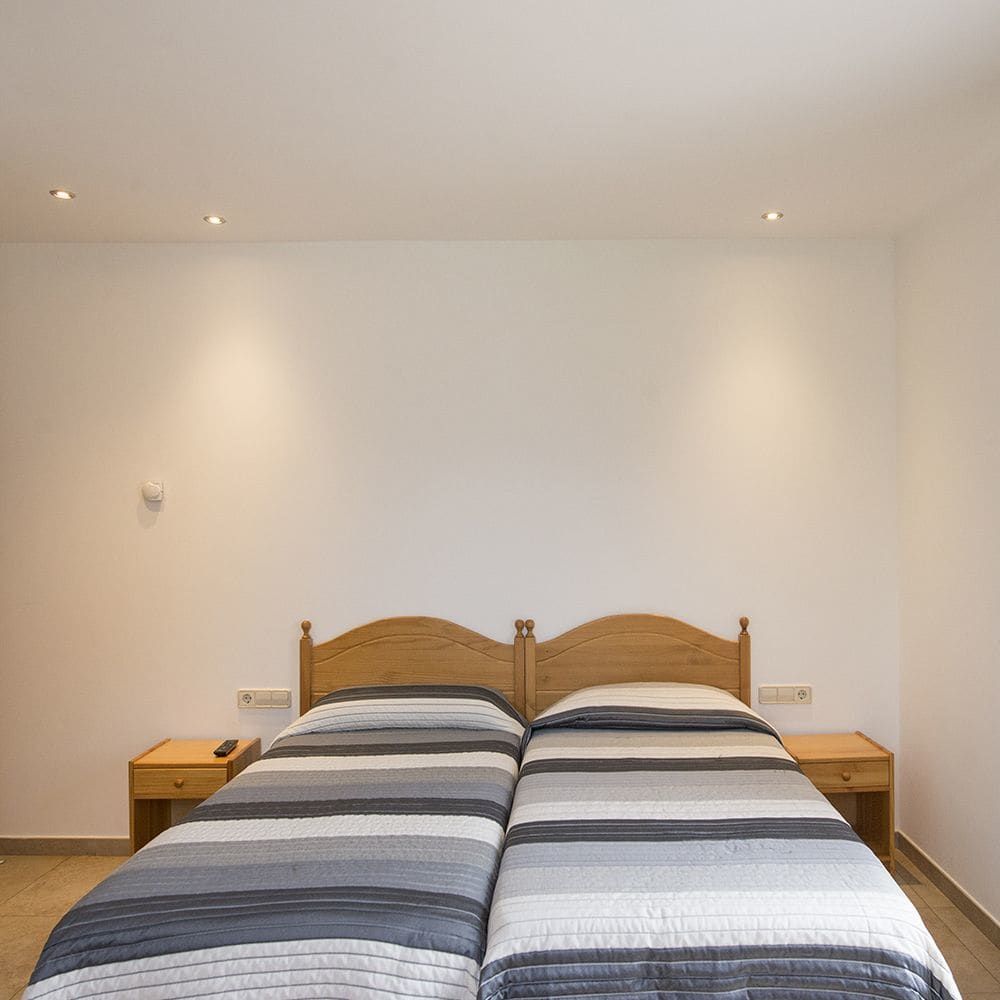 Hotel Cases 3 Hotel Cases 3