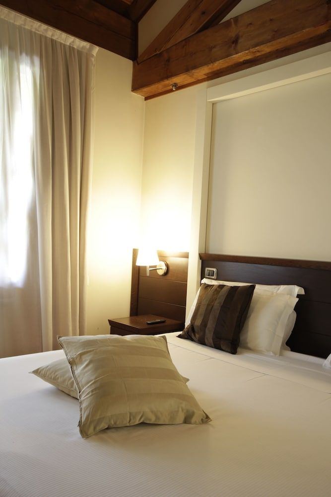 Country Hotel Castelbarco 3 Country Hotel Castelbarco 3