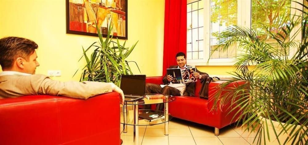 Hotel Charles Central 2