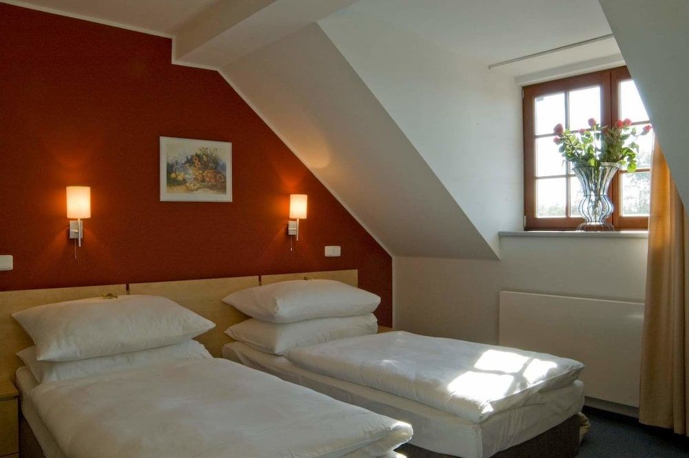 Hotel Chvalska Tvrz 3