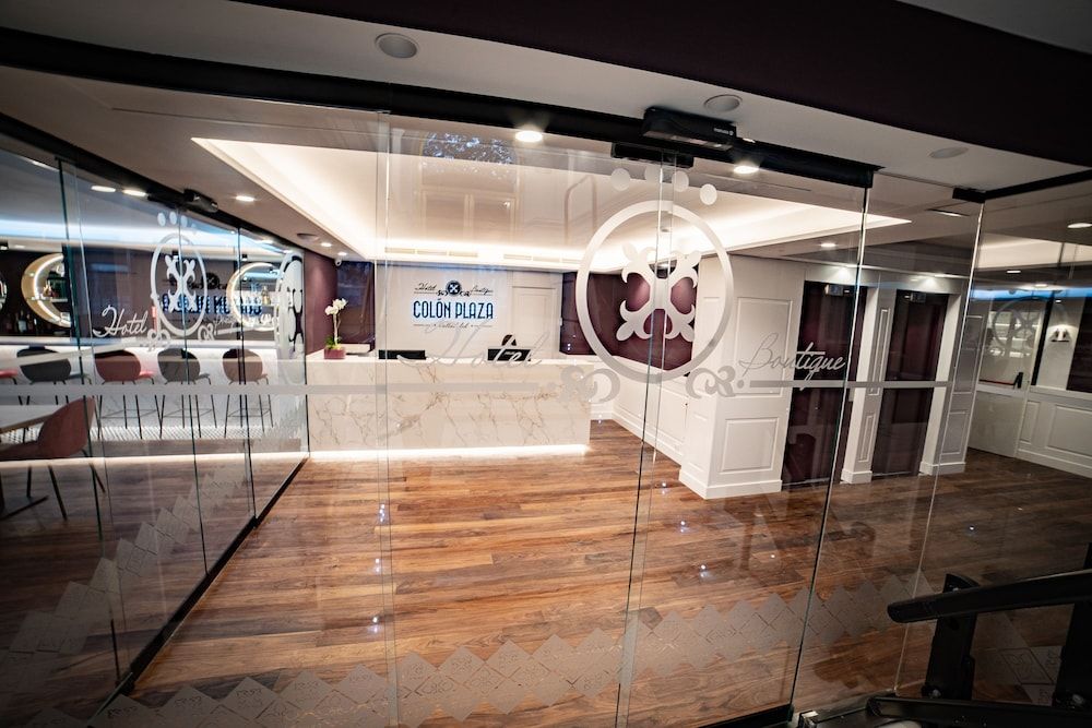 Hotel Colón Plaza 2
