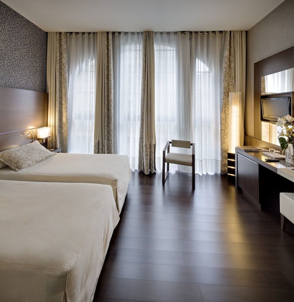 Hotel Colonial Barcelona 1 Hotel Colonial Barcelona 1