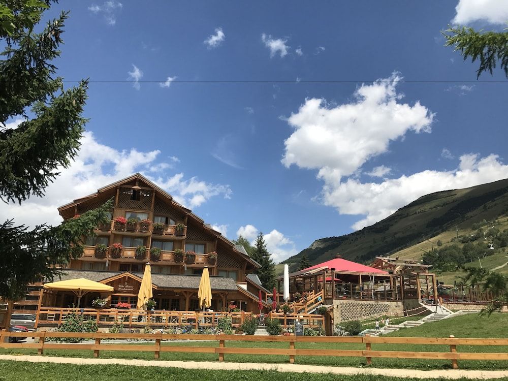 Hôtel Côte Brune 1