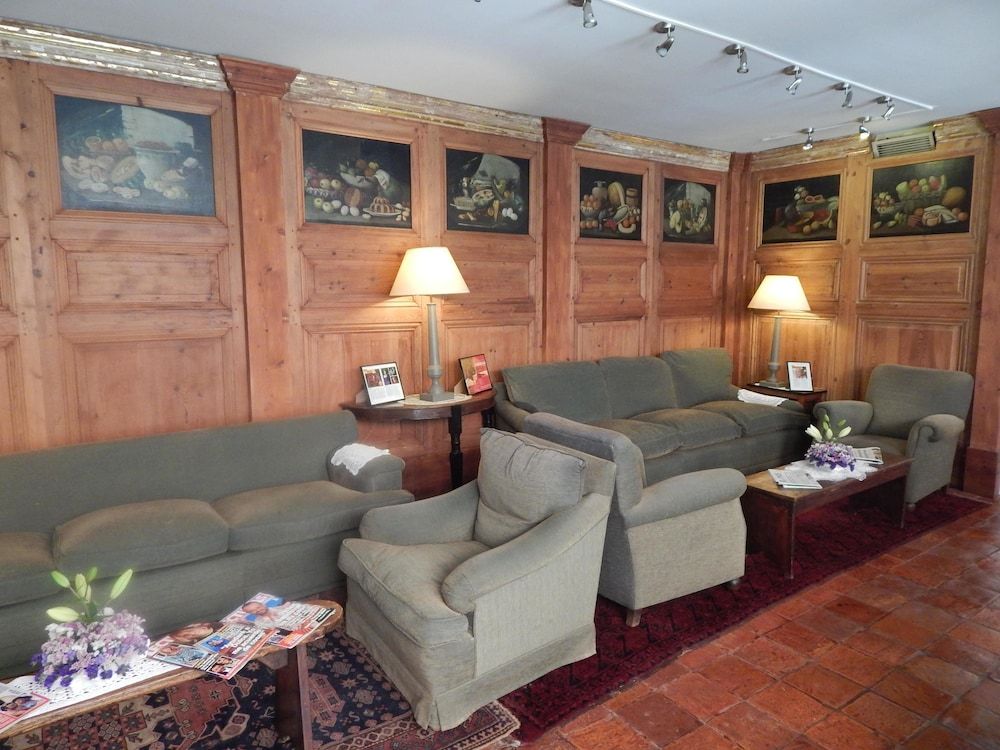 Hotel de la Font 2 Hotel de la Font 2