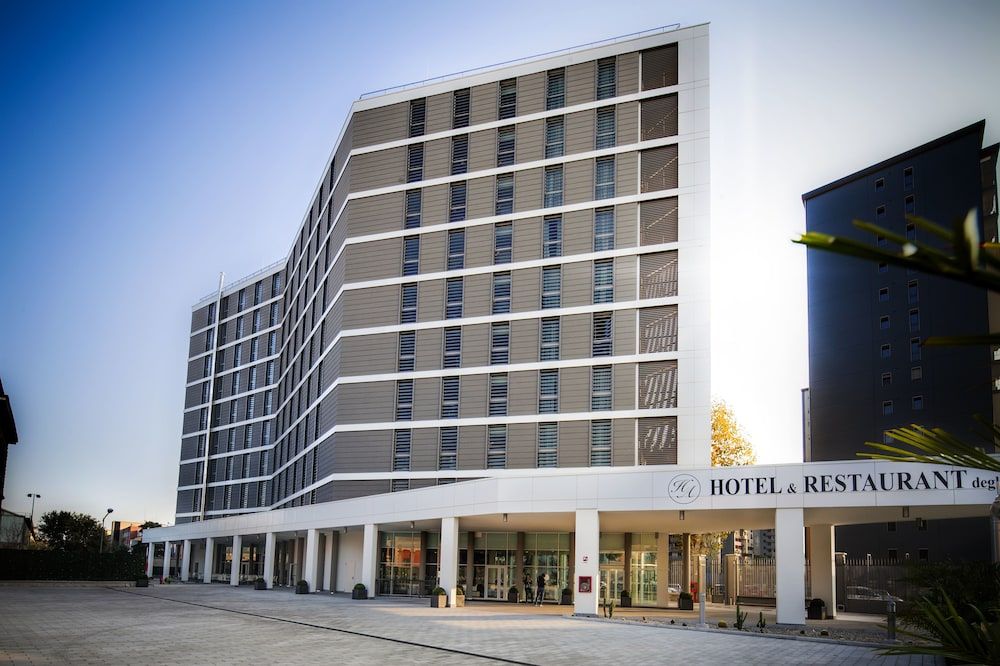 Hotel Degli Arcimboldi 1 Hotel Degli Arcimboldi 1