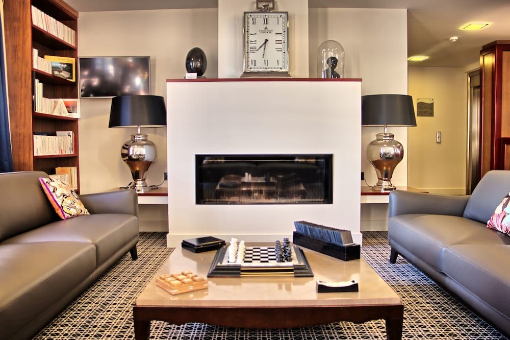 Hôtel Des Gouverneurs 2 Hôtel Des Gouverneurs 2