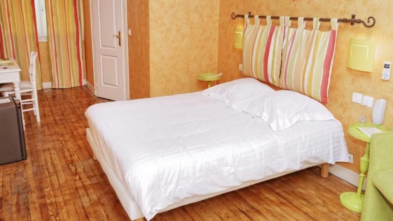 Hotel Des Pyrenees Rest. La Pergola 2