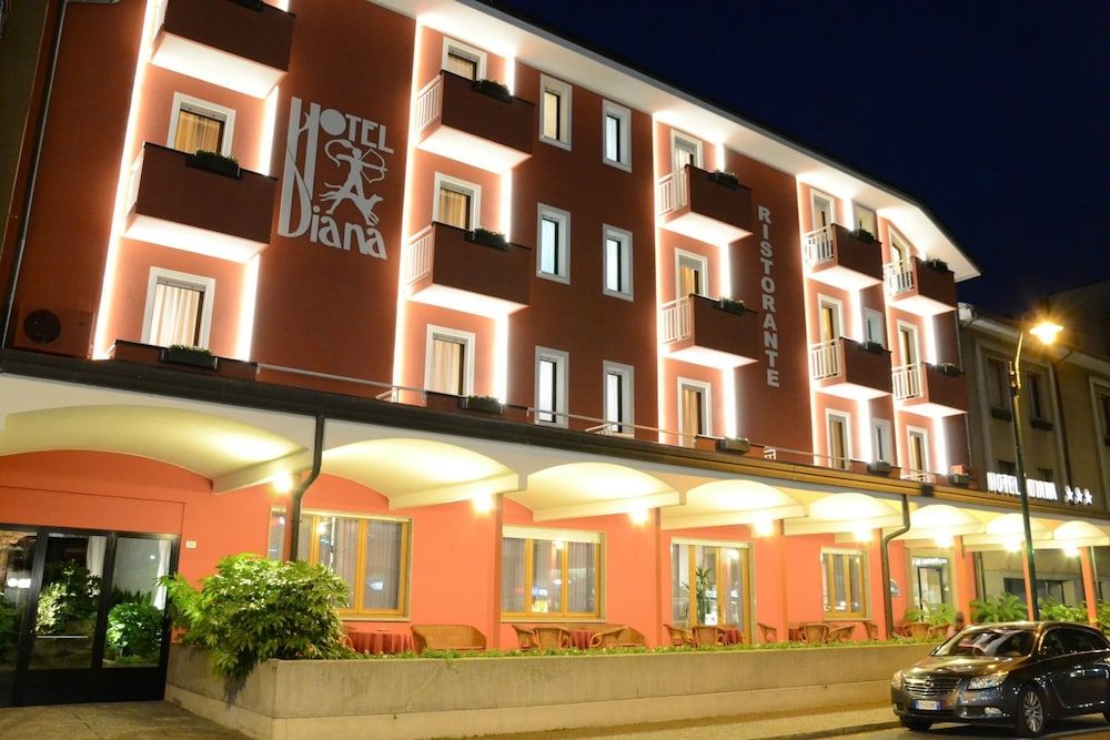 Hotel Diana 3 estrelas em Darfo Boario Terme