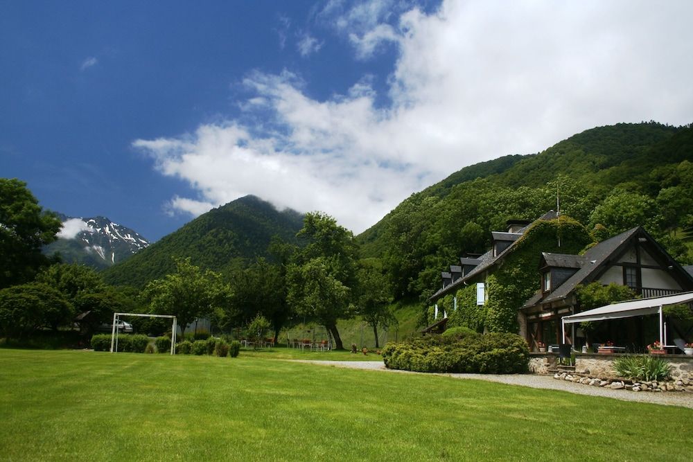 Hôtel Domaine De Ramonjuan 3 estrelas em Bagnères-de-Bigorre