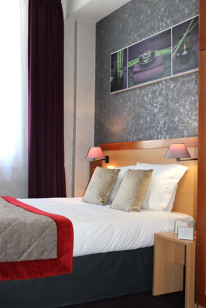 Hotel Du Chemin Vert 2 Hotel Du Chemin Vert 2