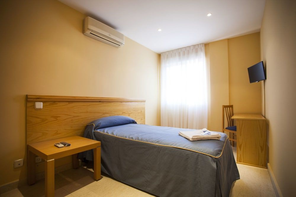 Hotel El Álamo 2 Hotel El Álamo 2