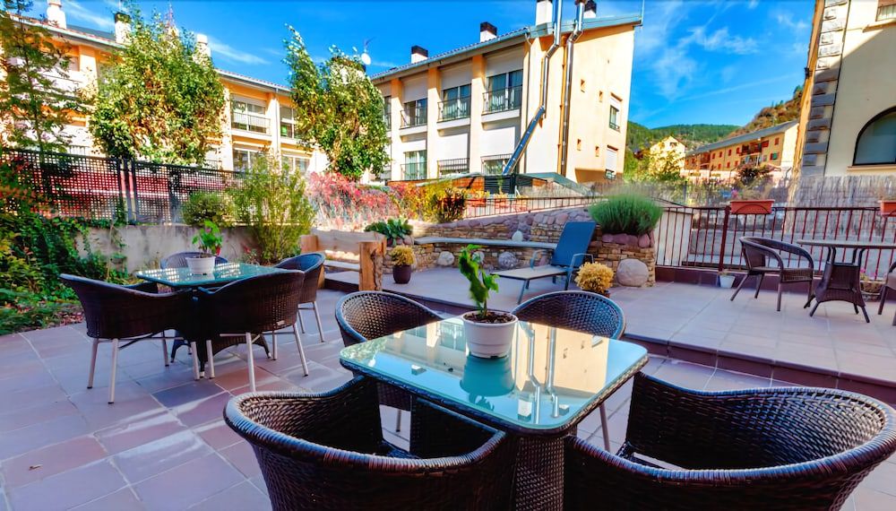 Hotel Flor de Neu 1 Hotel Flor de Neu 1