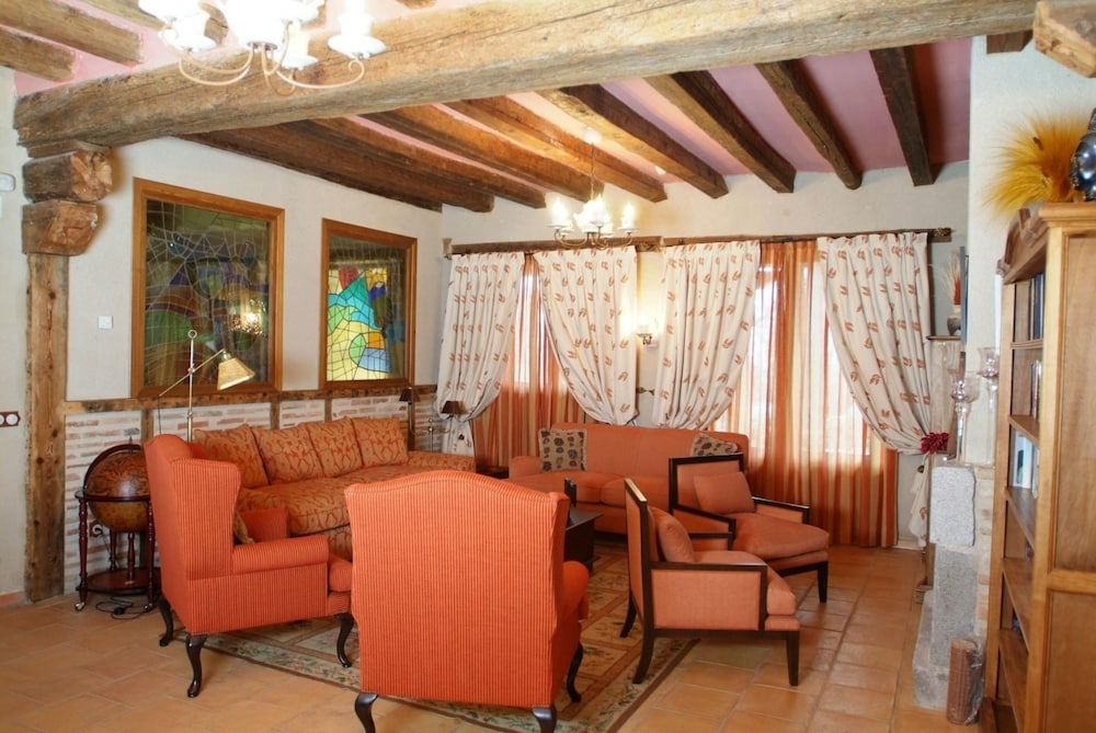 Hotel Fuenteplateada 2