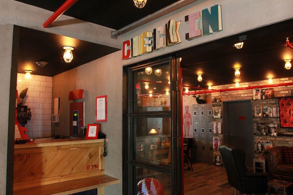 Hôtel Gaythering - Gay Hotel - All Adults Welcome 2 Hôtel Gaythering - Gay Hotel - All Adults Welcome 2