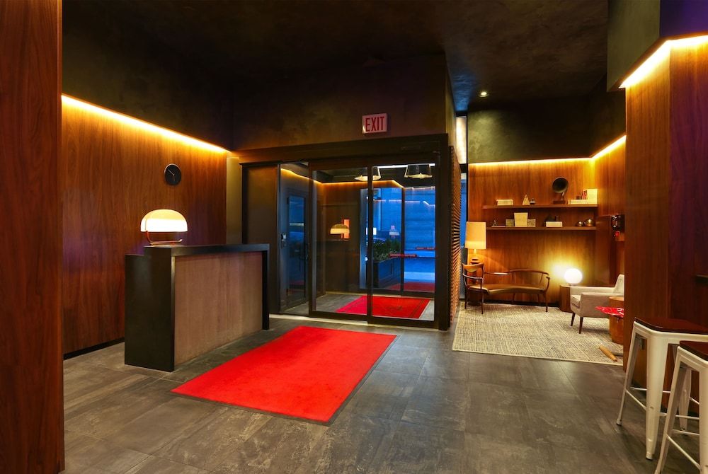 Hotel Henri, A Wyndham Hotel 2 Hotel Henri, A Wyndham Hotel 2