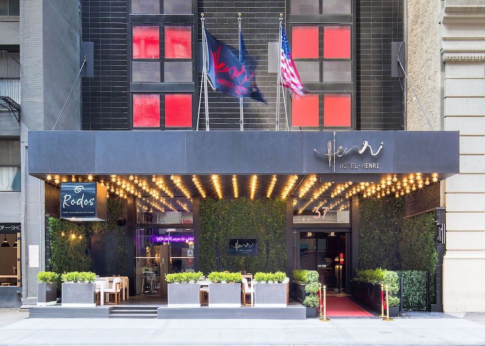 Hotel Henri, A Wyndham Hotel 1 Hotel Henri, A Wyndham Hotel 1