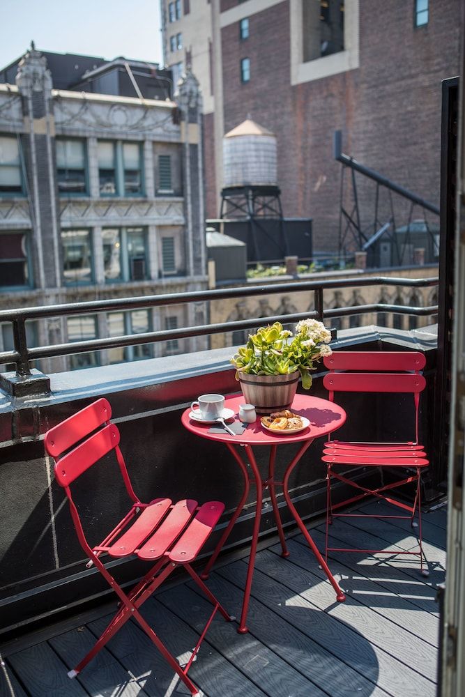 Hotel Henri, A Wyndham Hotel 3 Hotel Henri, A Wyndham Hotel 3