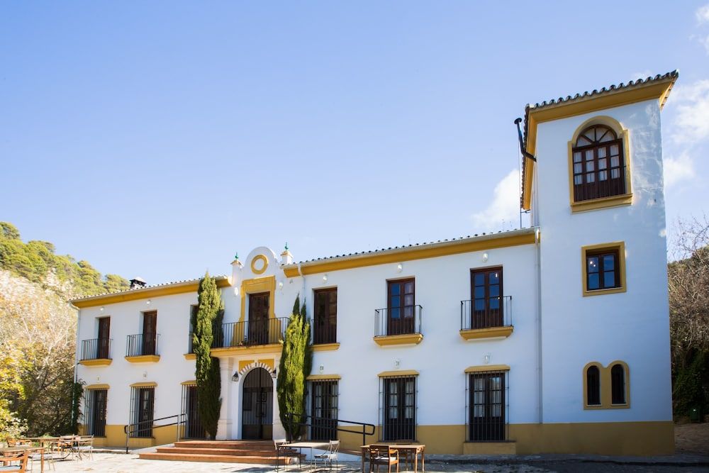 Hotel Humaina 1